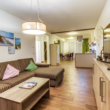 Lagovida Piratennest A Am Stoermthaler * 그로스푀스나